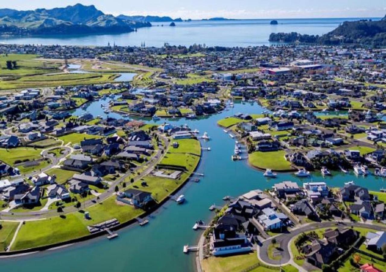 Hostal Aquila Haven Whitianga Exterior foto